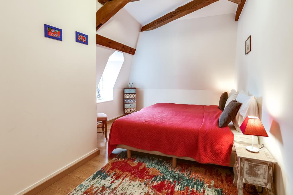 Chateau Turgot Gites Bons-Tassily Kültér fotó