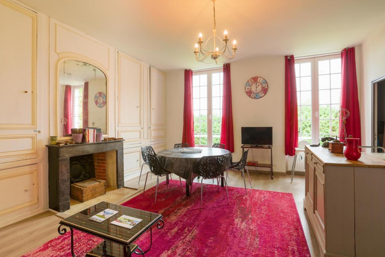 Chateau Turgot Gites Bons-Tassily Kültér fotó